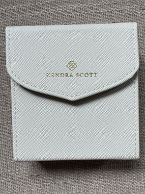 Kendra Scott Jewelry Travel Case NWOT